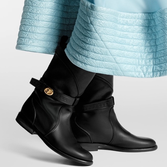 Louis Vuitton Mid-Calf Black Leather Moto Boots like new sz 10 (fits like 9-9.5) - Picture 2 of 8